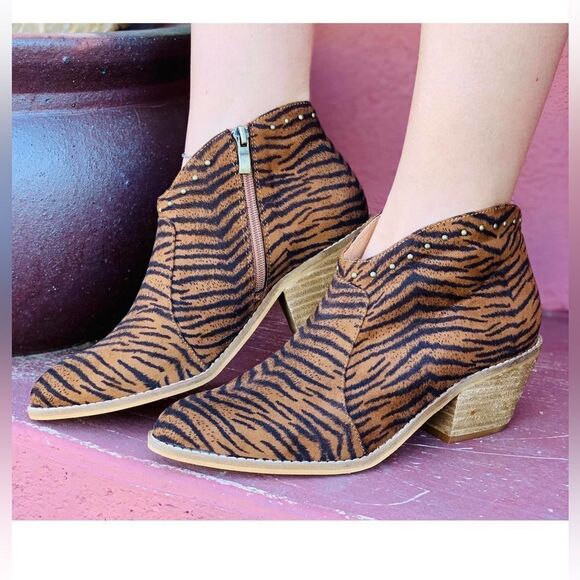Corkys Swifton Tiger Striped Booties size 7 - Picture 2 of 11